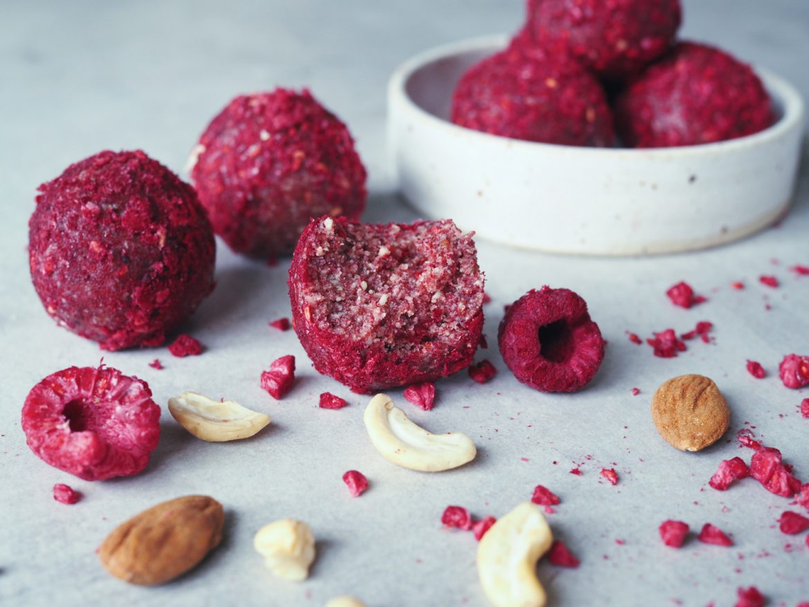 rawbollar med hallon