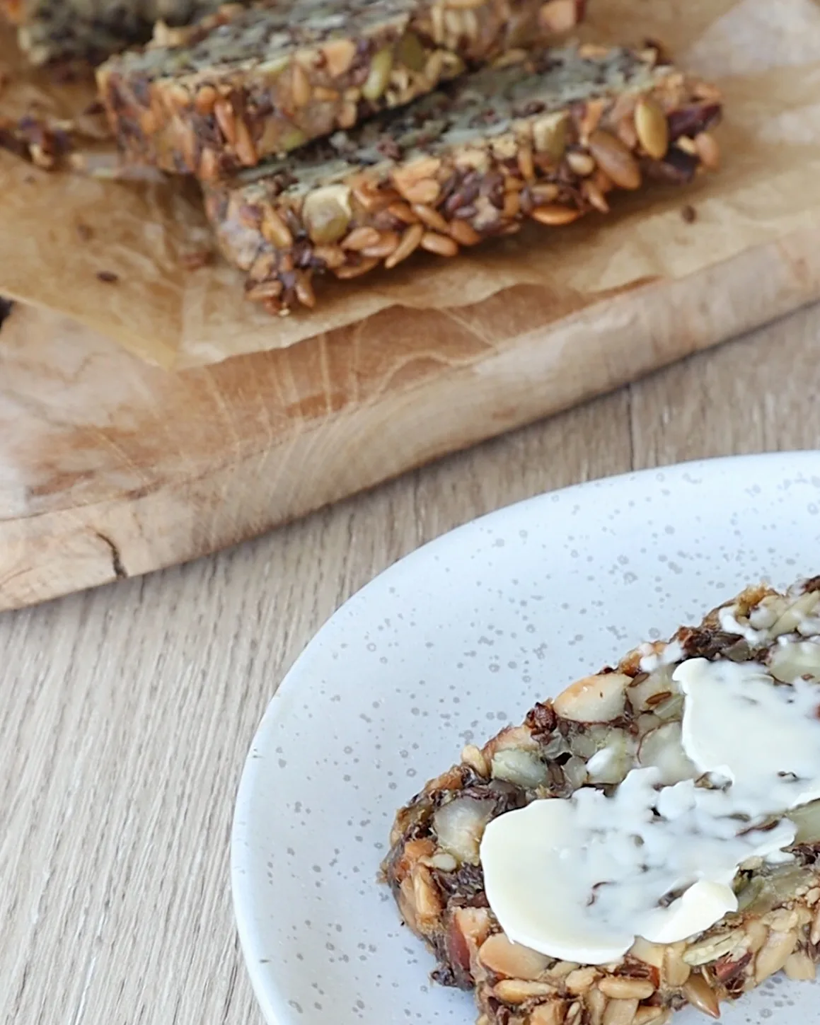 Glutenfri Nöt och och frölimpa