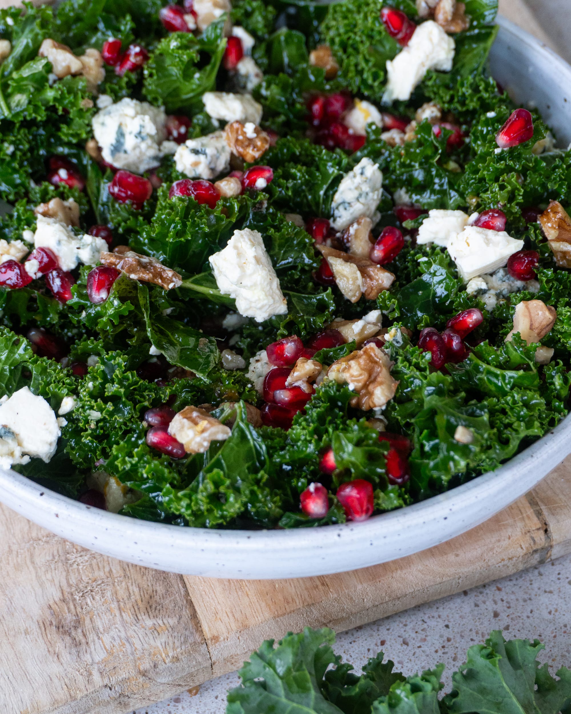 Julsallad grönkål granatäpple